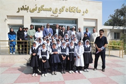 تجلیل مدیرکل بنادر و دریانوردی سیستان و بلوچستان از پرستاران درمانگاه کوی مسکونی بندر به مناسبت روز پرستار